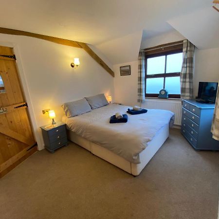 Vila Beautiful Secluded Farmhouse With Hot Tub Barmouth Exteriér fotografie