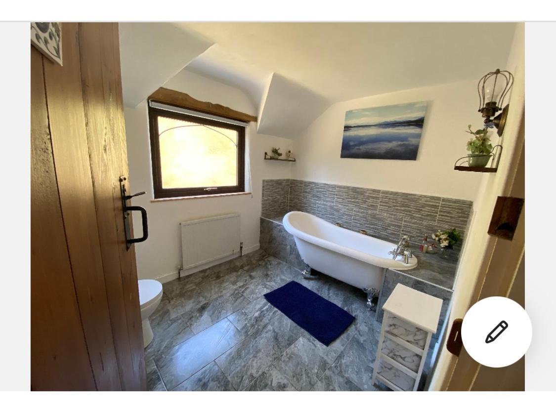Vila Beautiful Secluded Farmhouse With Hot Tub Barmouth Exteriér fotografie