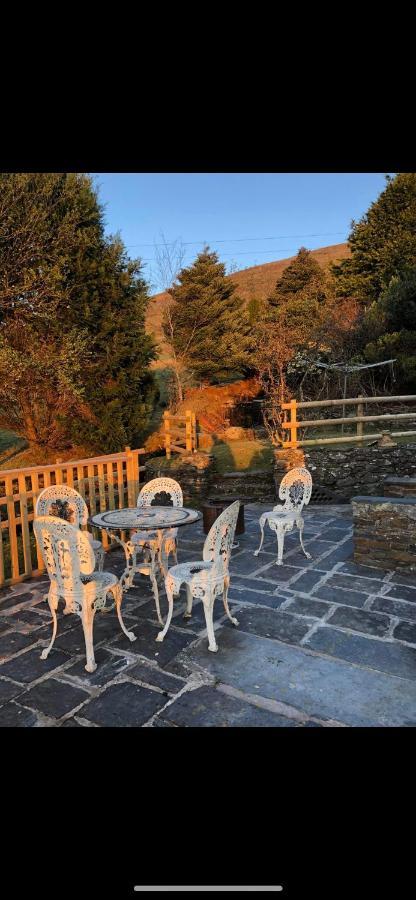 Vila Beautiful Secluded Farmhouse With Hot Tub Barmouth Exteriér fotografie