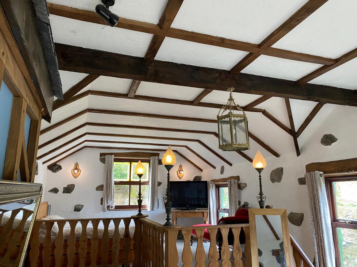Vila Beautiful Secluded Farmhouse With Hot Tub Barmouth Exteriér fotografie