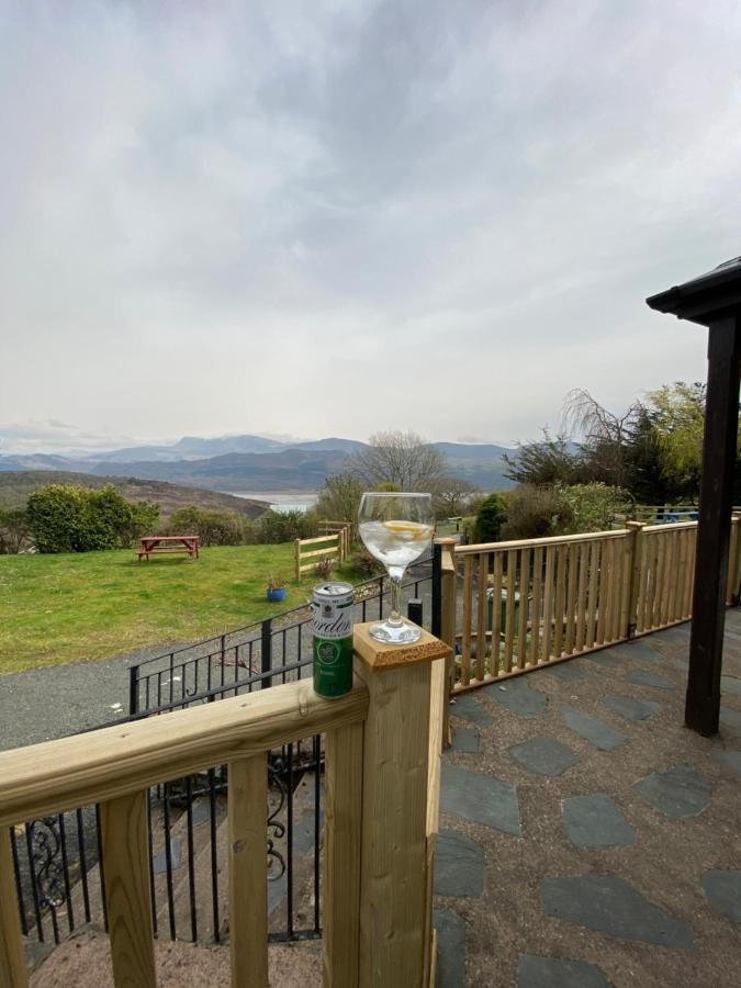 Vila Beautiful Secluded Farmhouse With Hot Tub Barmouth Exteriér fotografie